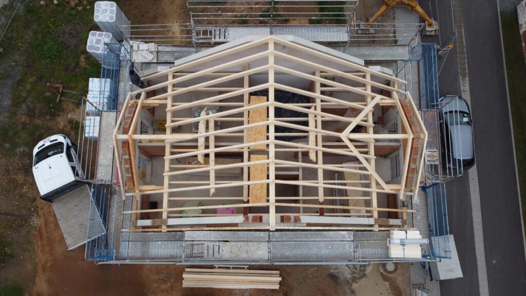Neubau Doppelhaushälften mit Satteldachgauben – Zimmerei & Holzbau Seitz im Spessart