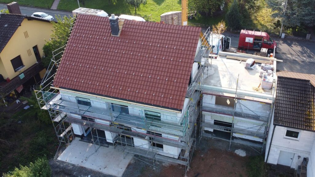 Neubau Einfamilienhaus mit Dachgaube – Zimmerei & Holzbau Seitz im Spessart