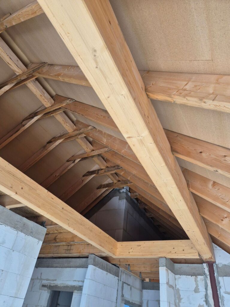 Neubau Mehrparteienhaus mit Satteldach – Zimmerei & Holzbau Seitz im Spessart