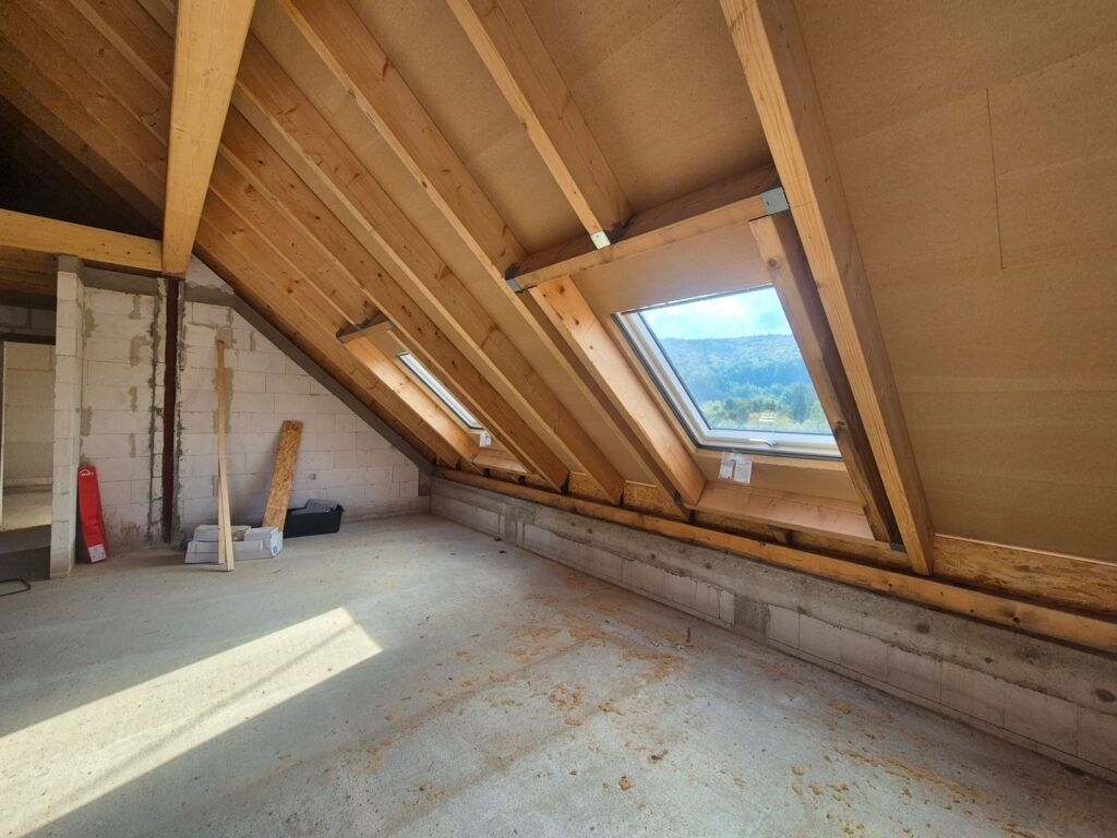 Neubau Mehrparteienhaus mit Satteldach – Zimmerei & Holzbau Seitz im Spessart