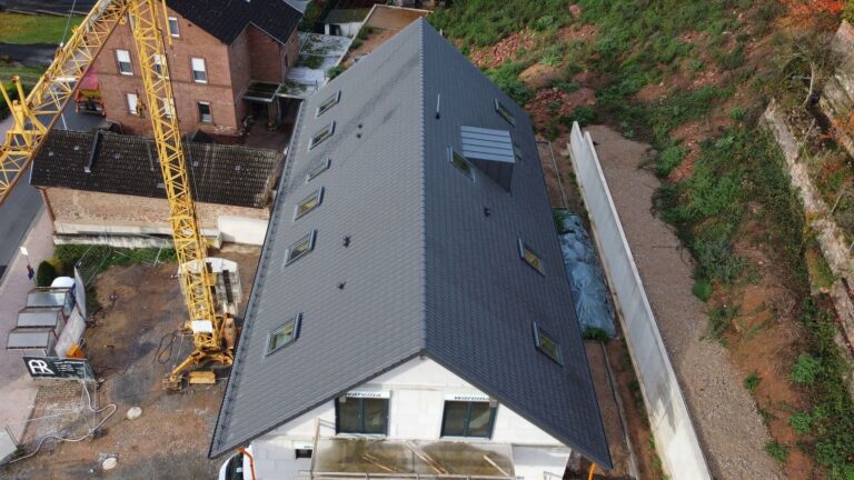 Neubau Mehrparteienhaus mit Satteldach – Zimmerei & Holzbau Seitz im Spessart